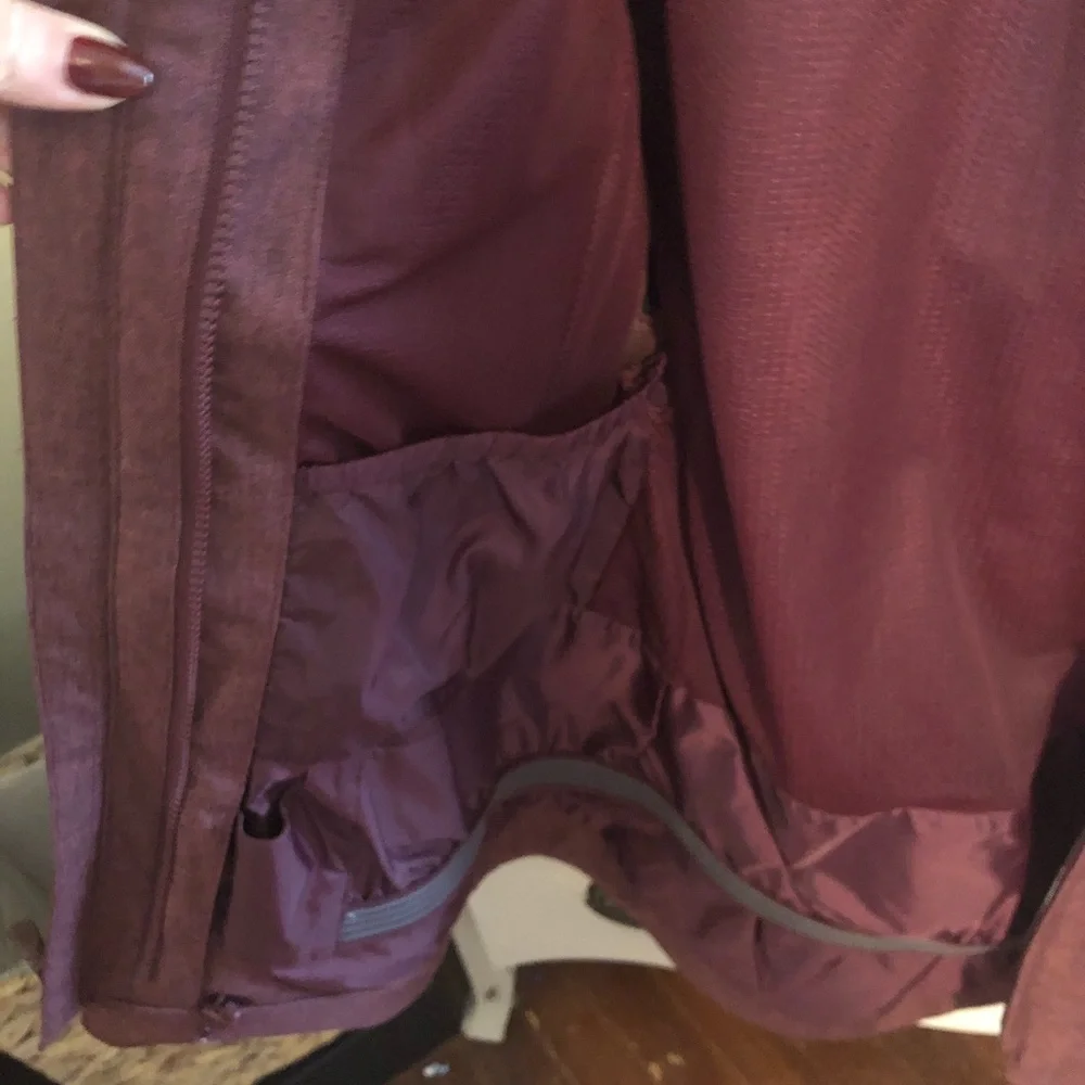 The North Face Inlux 2.0. Not Insulated! - Picture 13 of 15